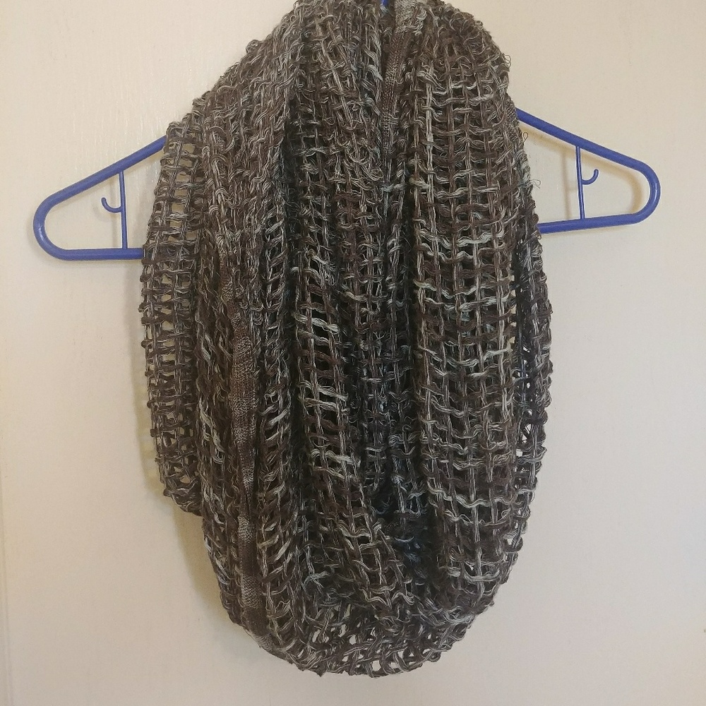 *Simply Vera* Infinity Scarf